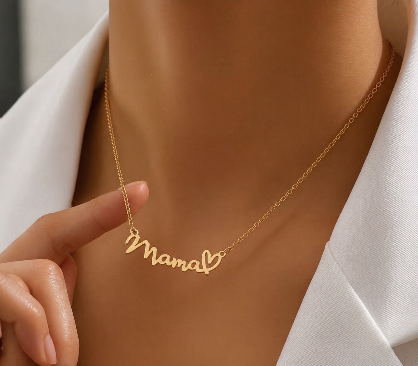 Colar "Mama" com Coração